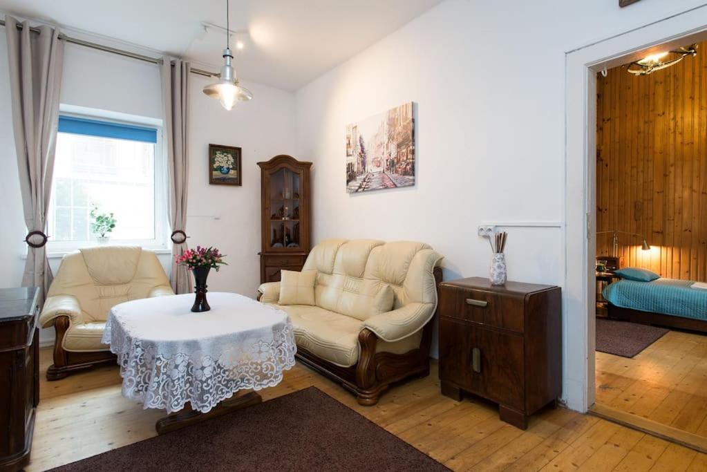 Big Cosy Retro Apt, Free Parking, 15Min Oldtown & Kazimierz - By Homelike Красков Екстериор снимка
